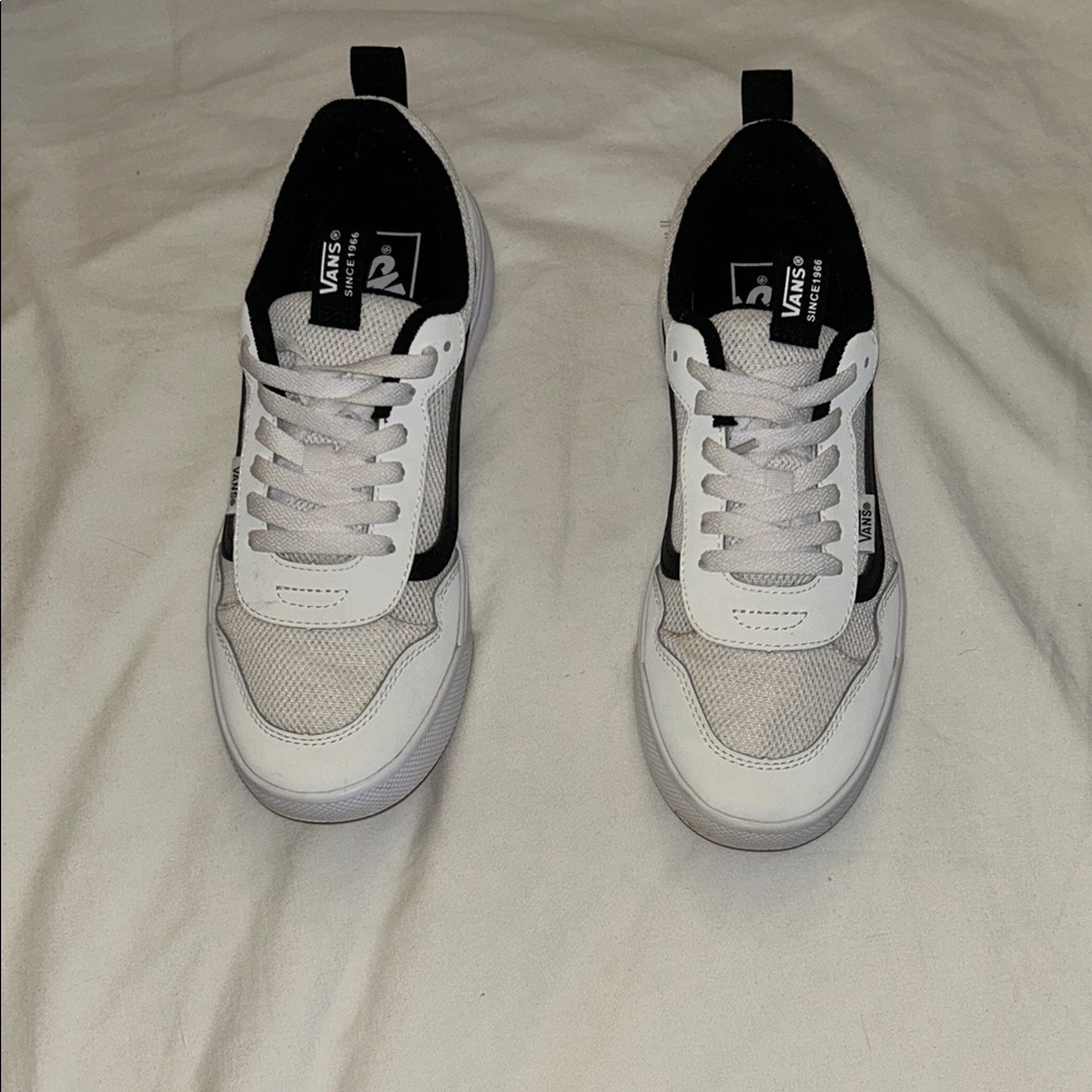 Vans Men's White and Black Low-Top Sneakers with Mesh Panels